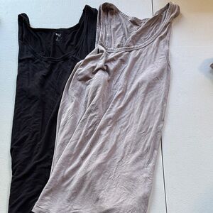 Kyte BABY Black and Cream Tank Tops